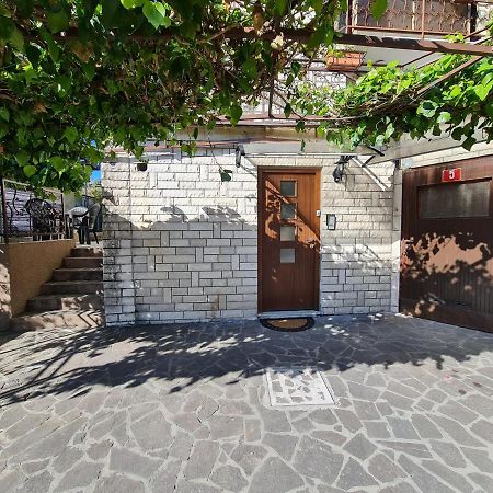 Apartma Pina Lägenhet Izola Exteriör bild