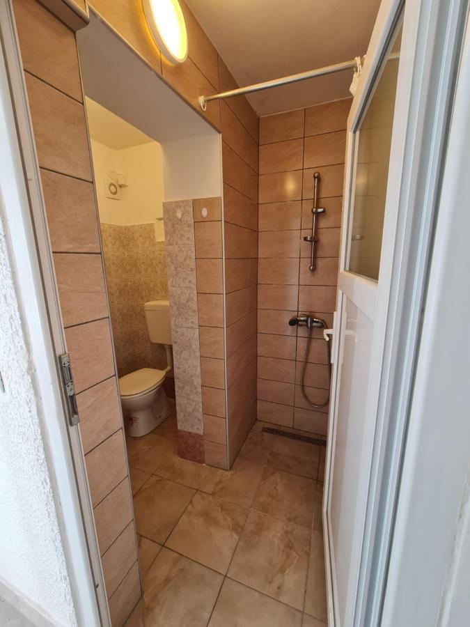 Apartma Pina Lägenhet Izola Exteriör bild
